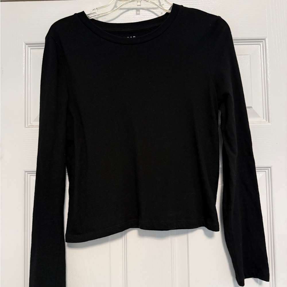 GAP Black Long Sleeve Tee